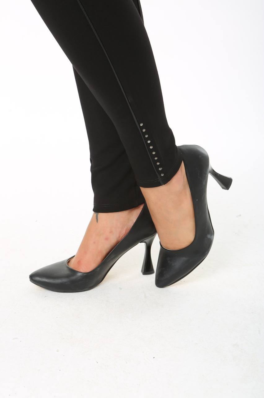 Paçası Zımbalı Dar Paça Pantolon - 781