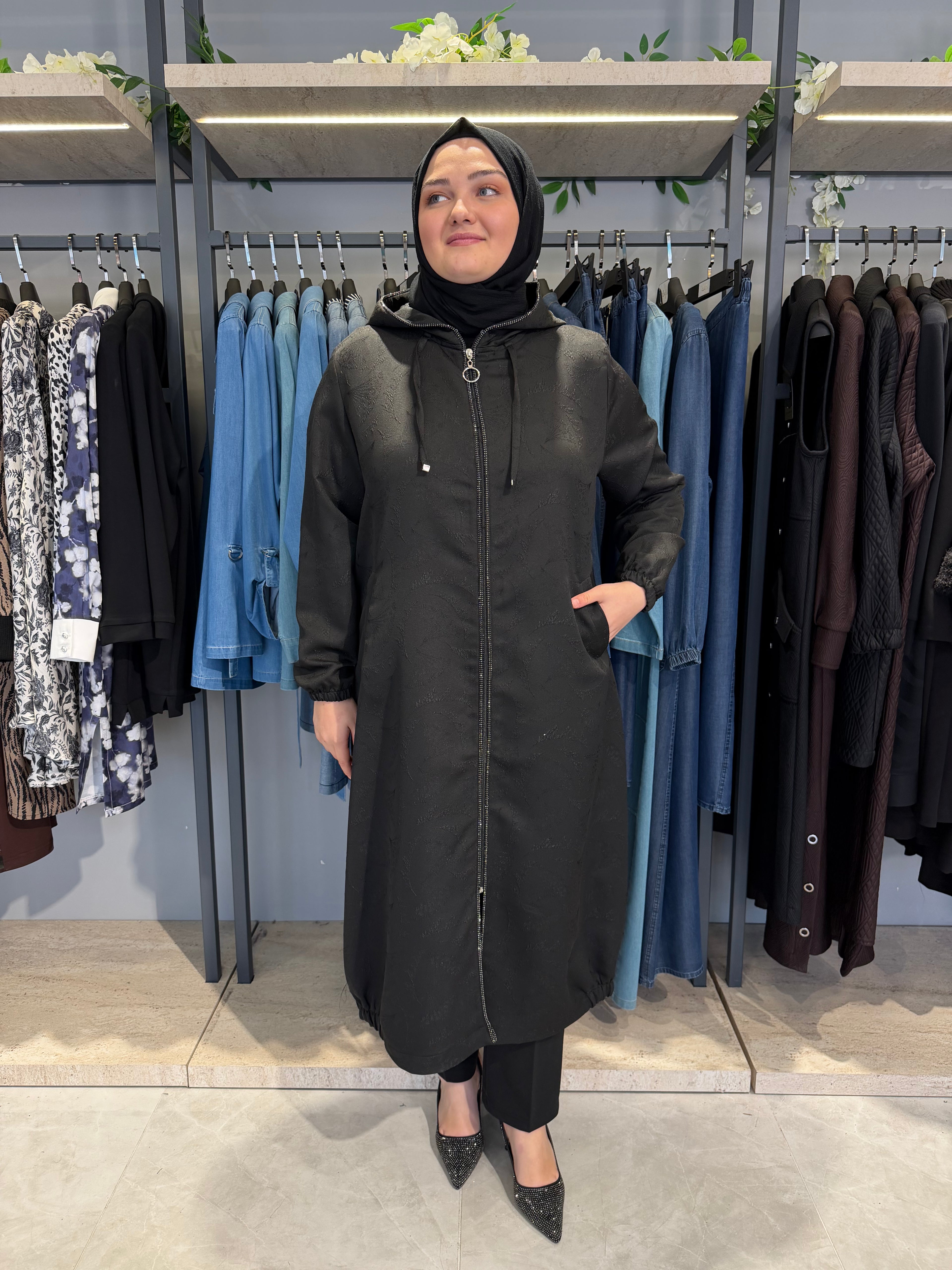 Kapüşonlu Jakar Kap  - 777