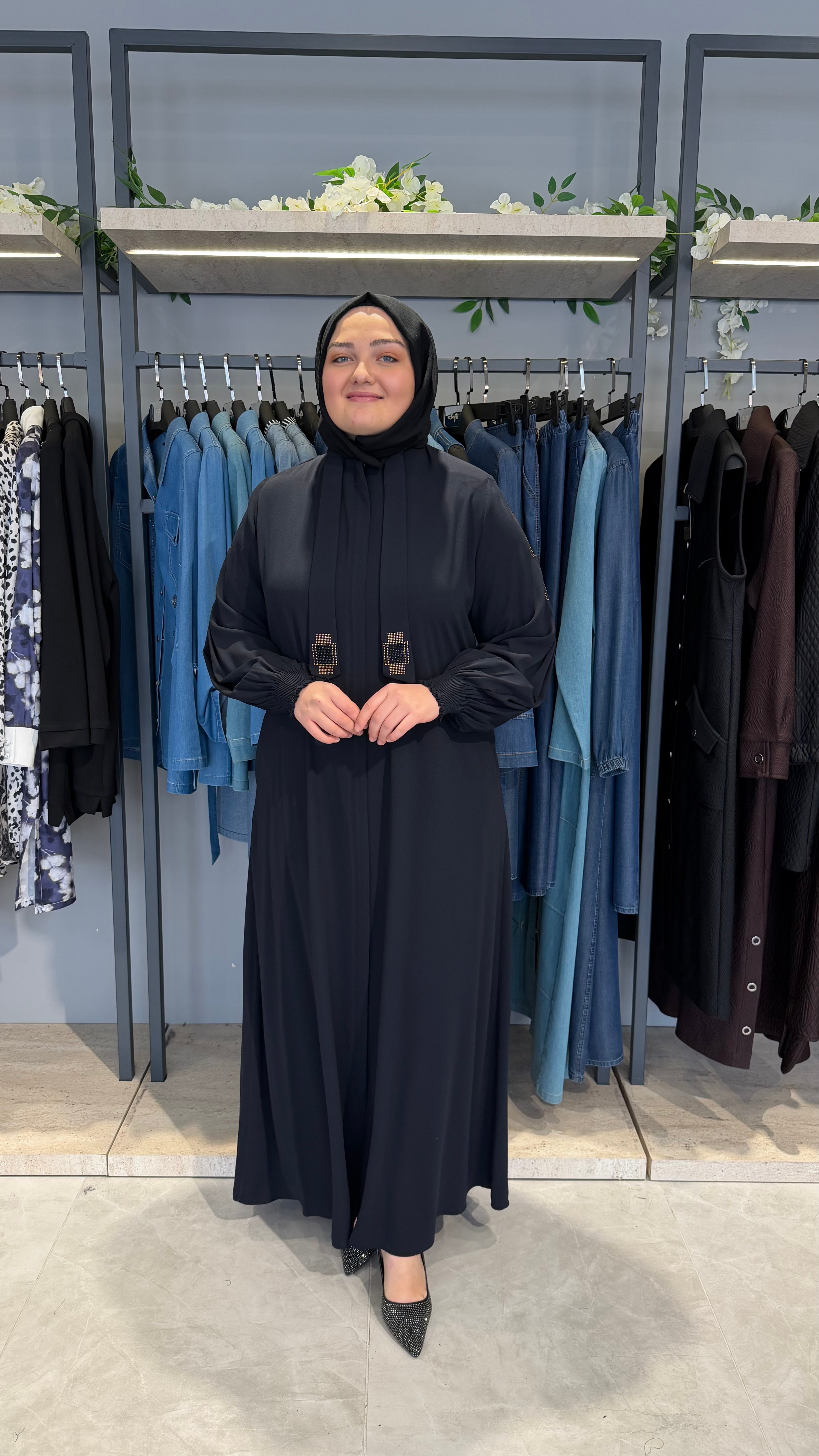 Kolu Lastikli Kravatlı İpek Ferace - 3135