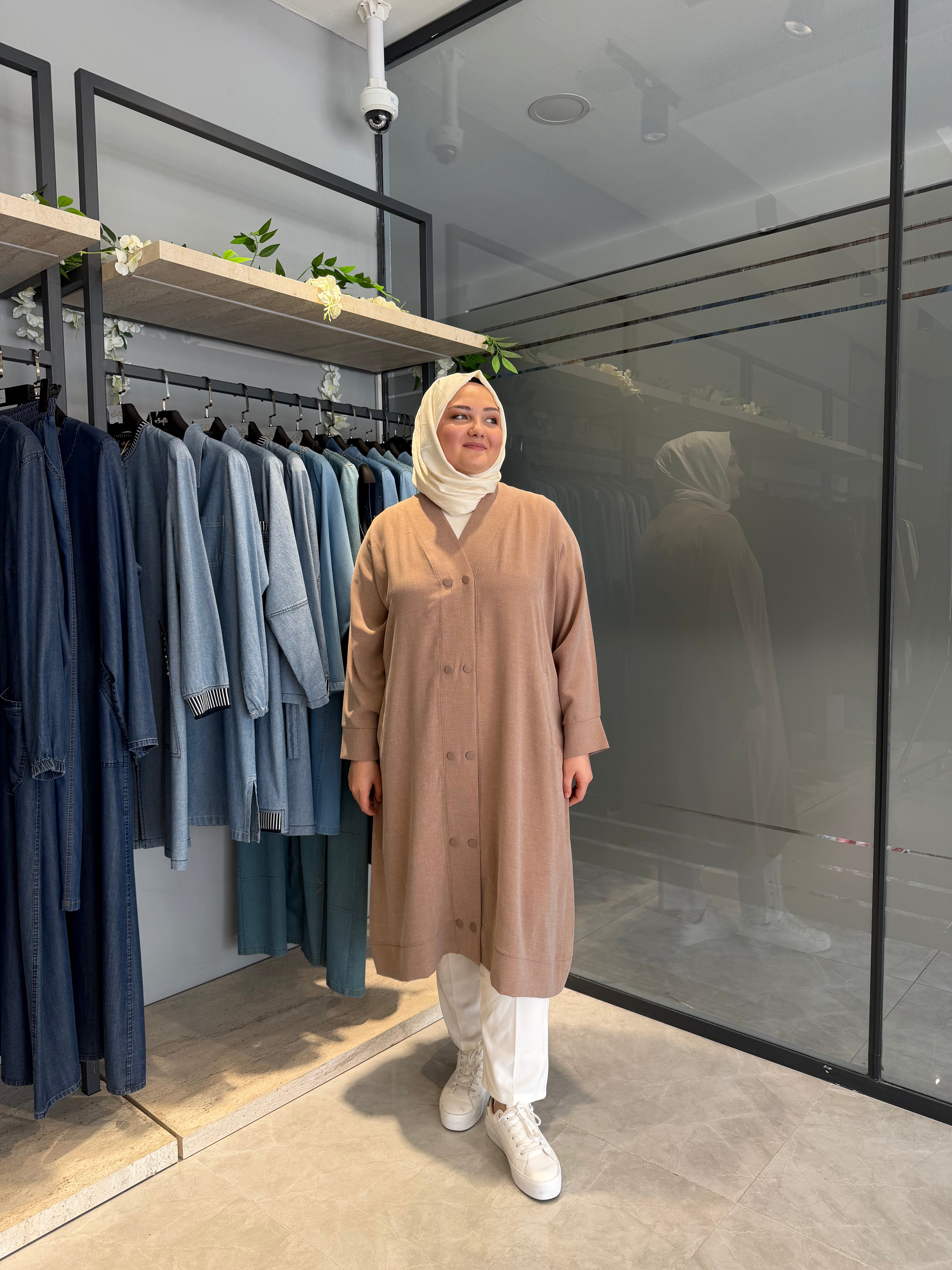 Aksesuarlı Çıt Çıtlı Keten Kap  - 1025