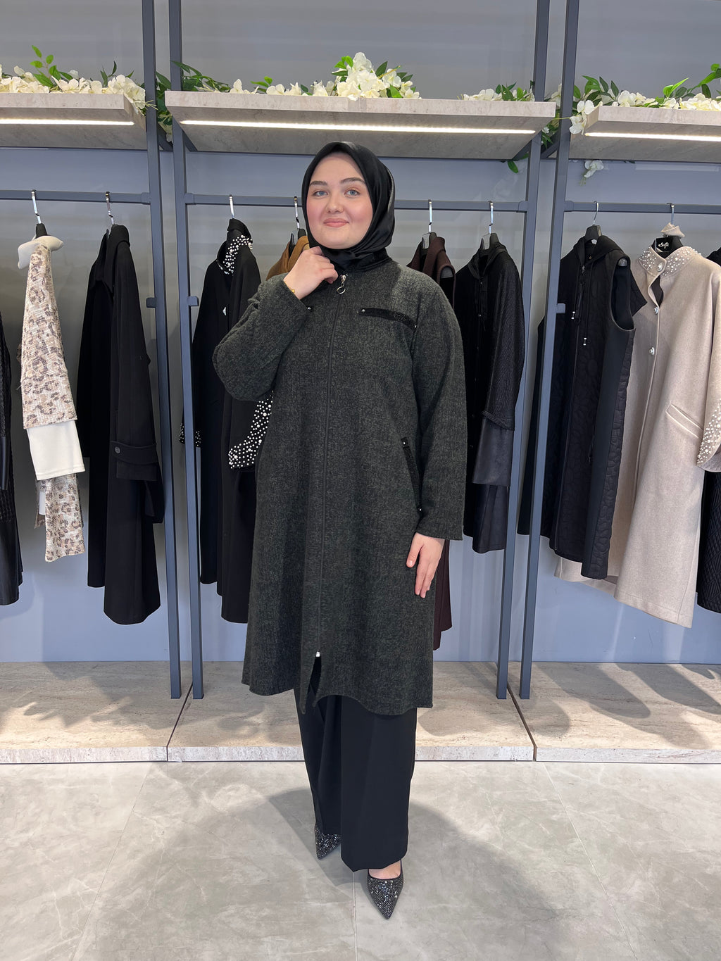 Göğüs ve Cebi Kürklü Cam Kırığı Astarsız Kaban - 2136