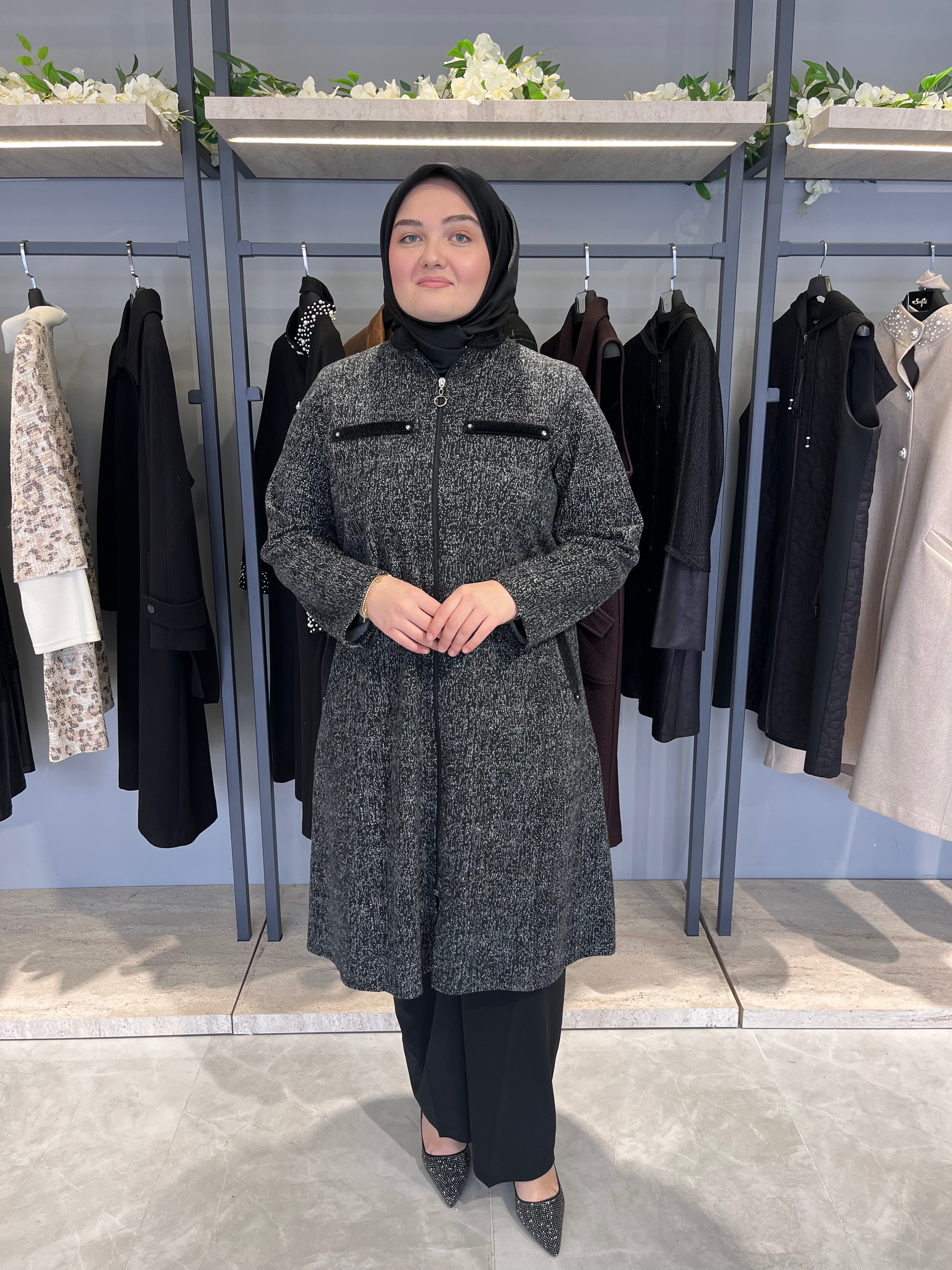 Göğüs ve Cebi Kürklü Cam Kırığı Astarsız Kaban - 2136