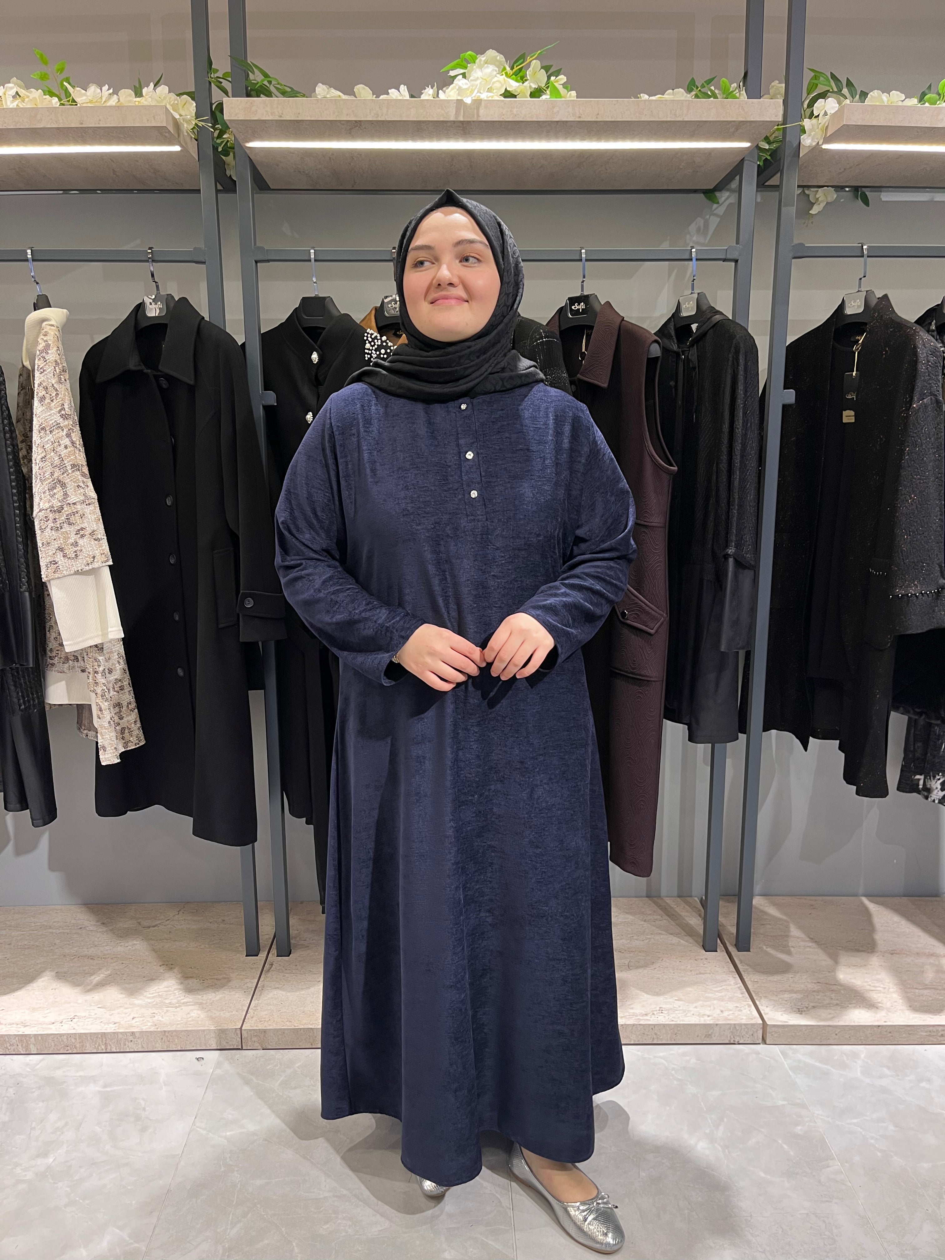 Önü Üç Düğmeli Kadife Elbise   - 3187