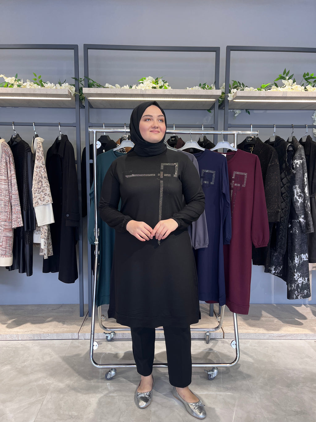 Önü Asimetrik Taşlı Günlük Tunik - 7317