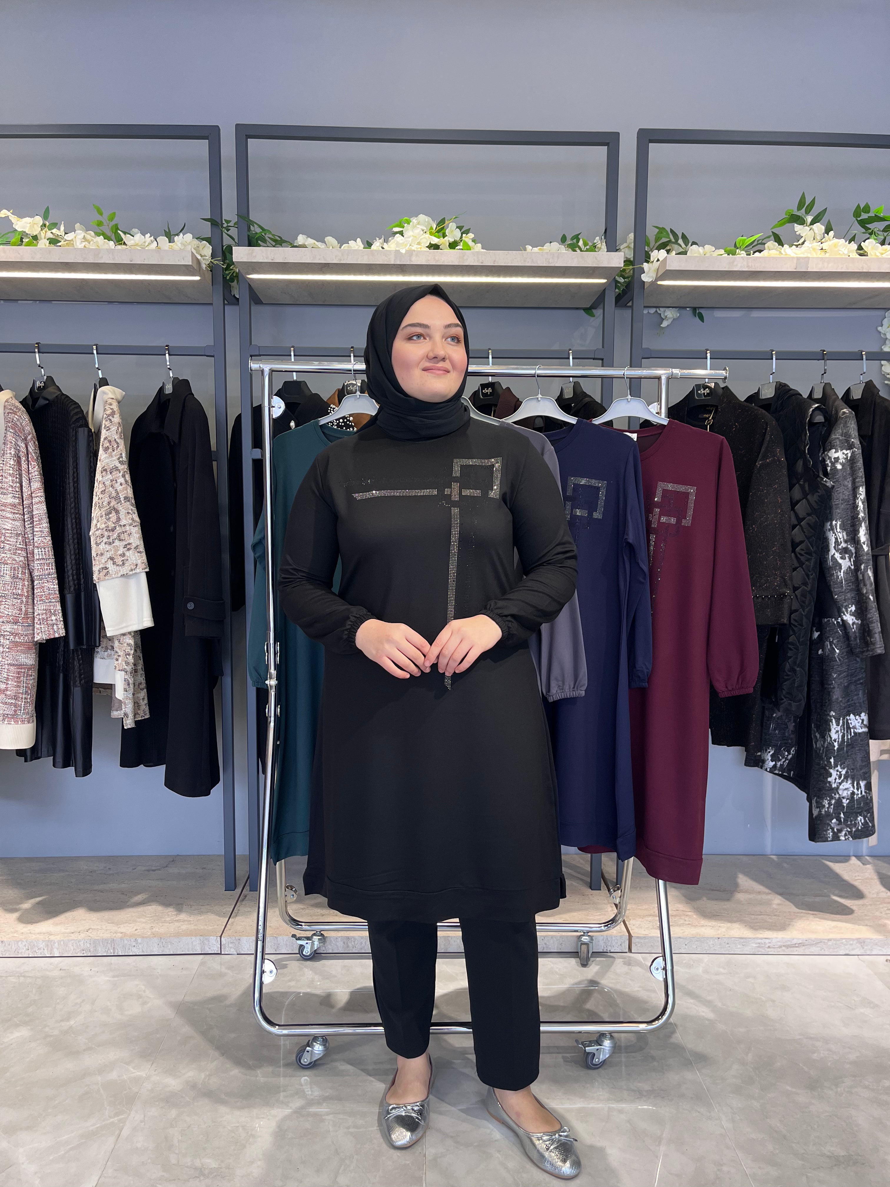 Önü Asimetrik Taşlı Günlük Tunik - 7317