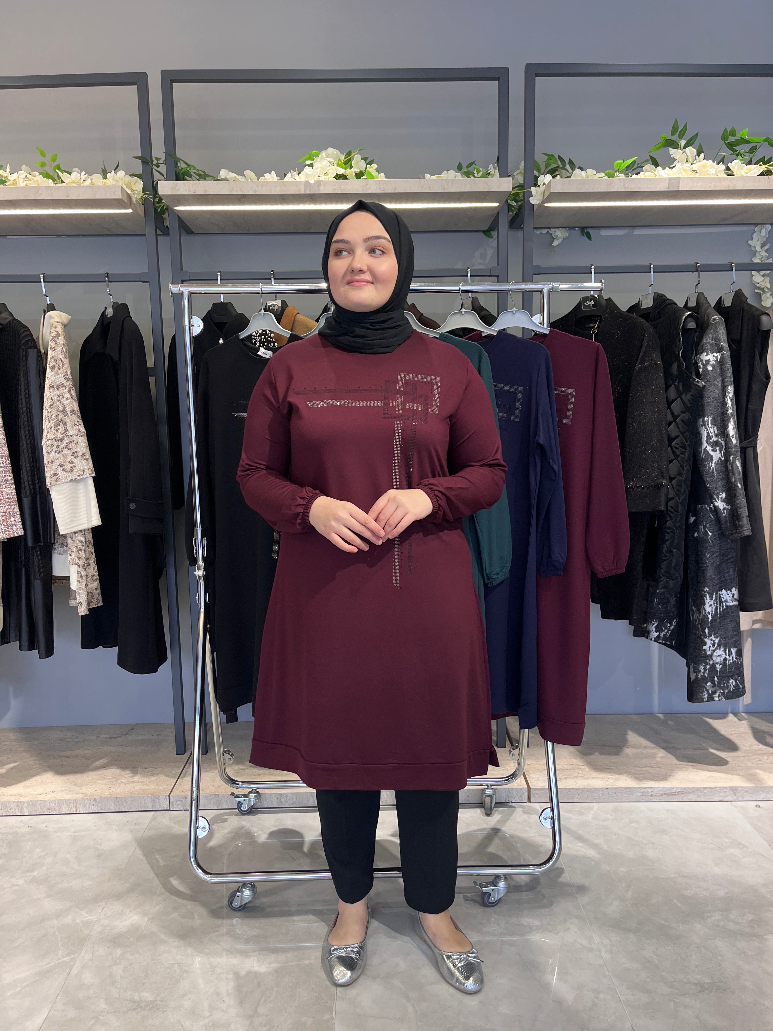 Önü Asimetrik Taşlı Günlük Tunik - 7317