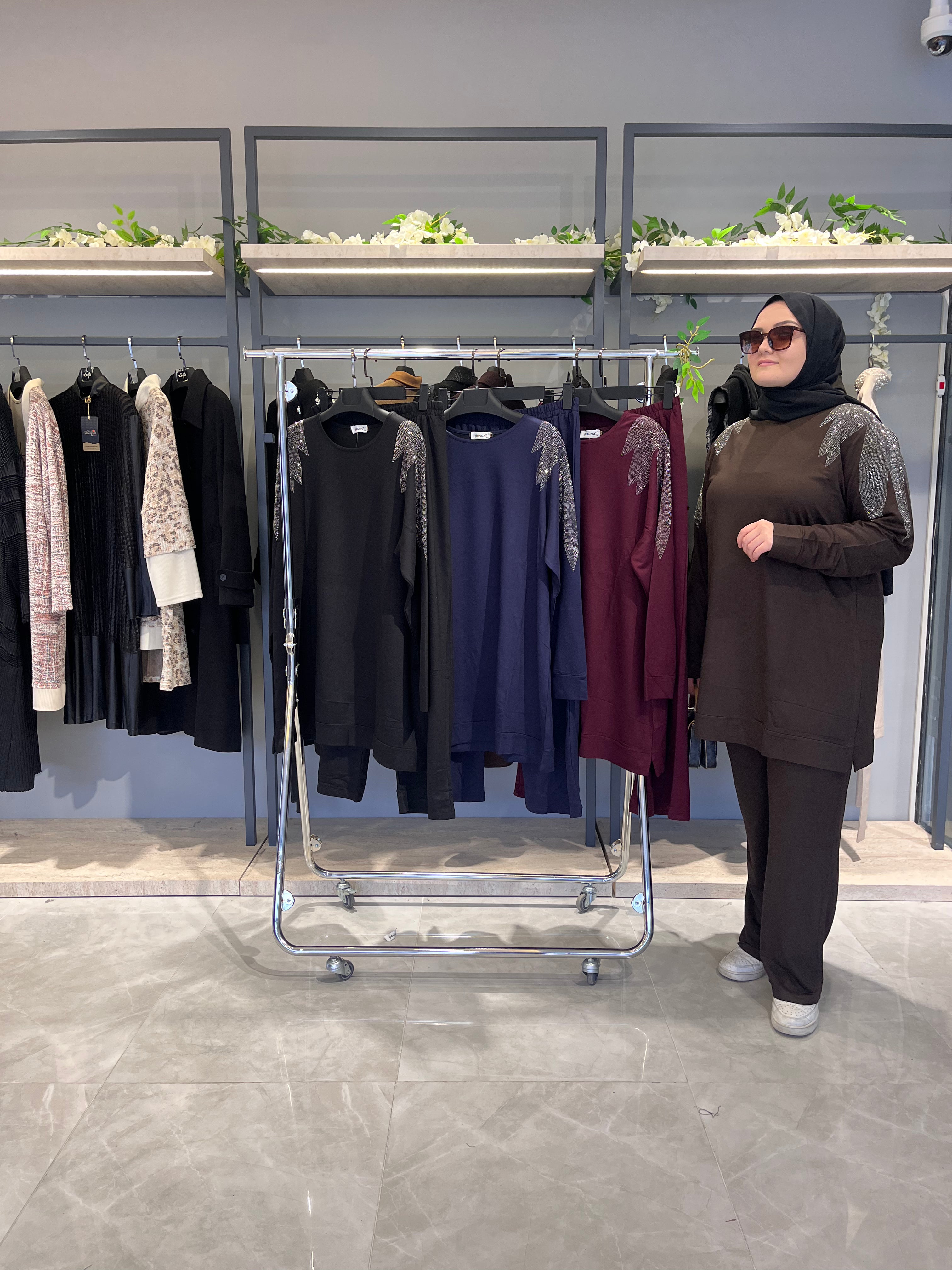 Omuz Taş İşlemeli Pantolon Takım - 829