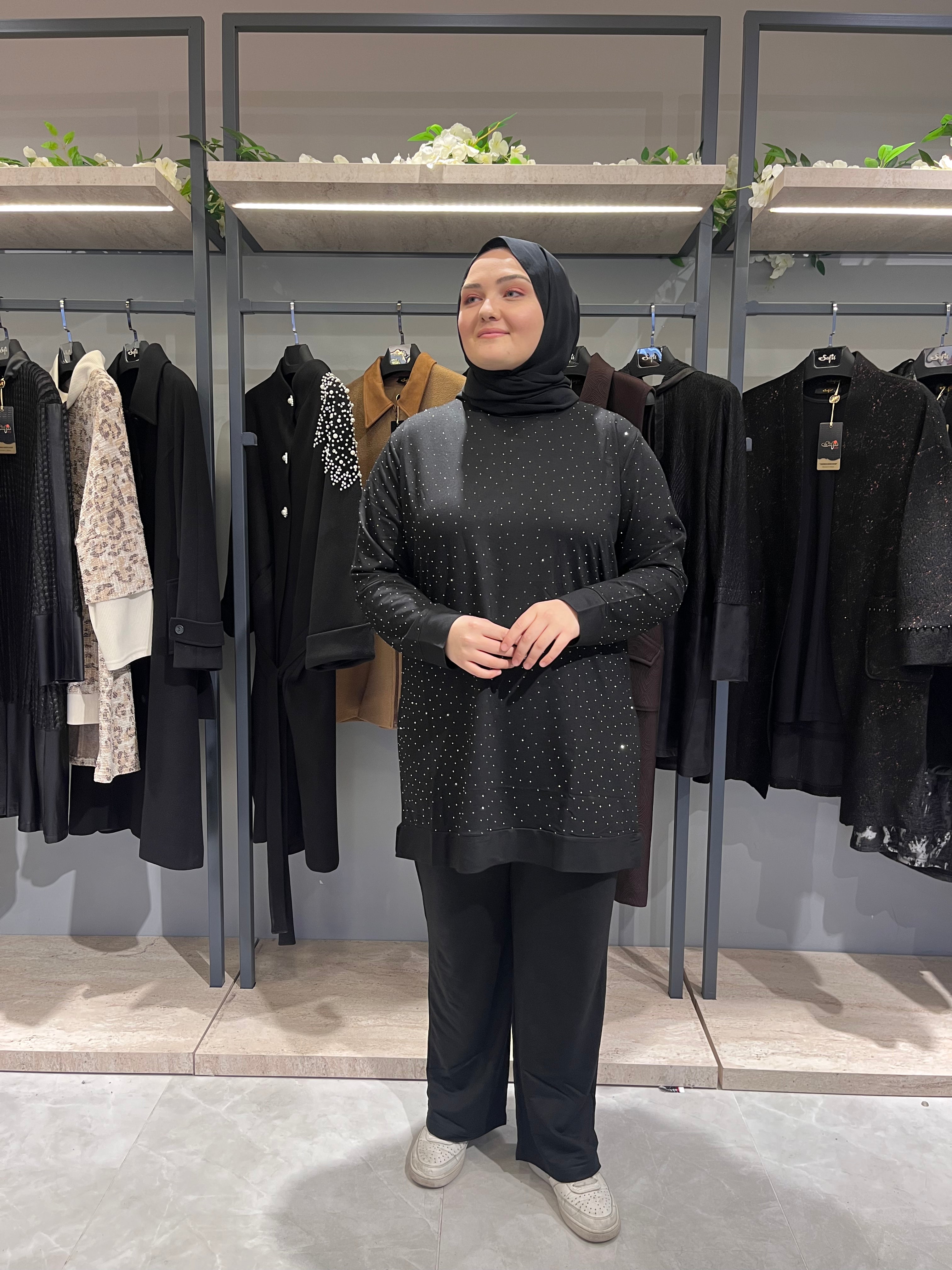 Bol Taşlı Pantolonlu Takım - 778