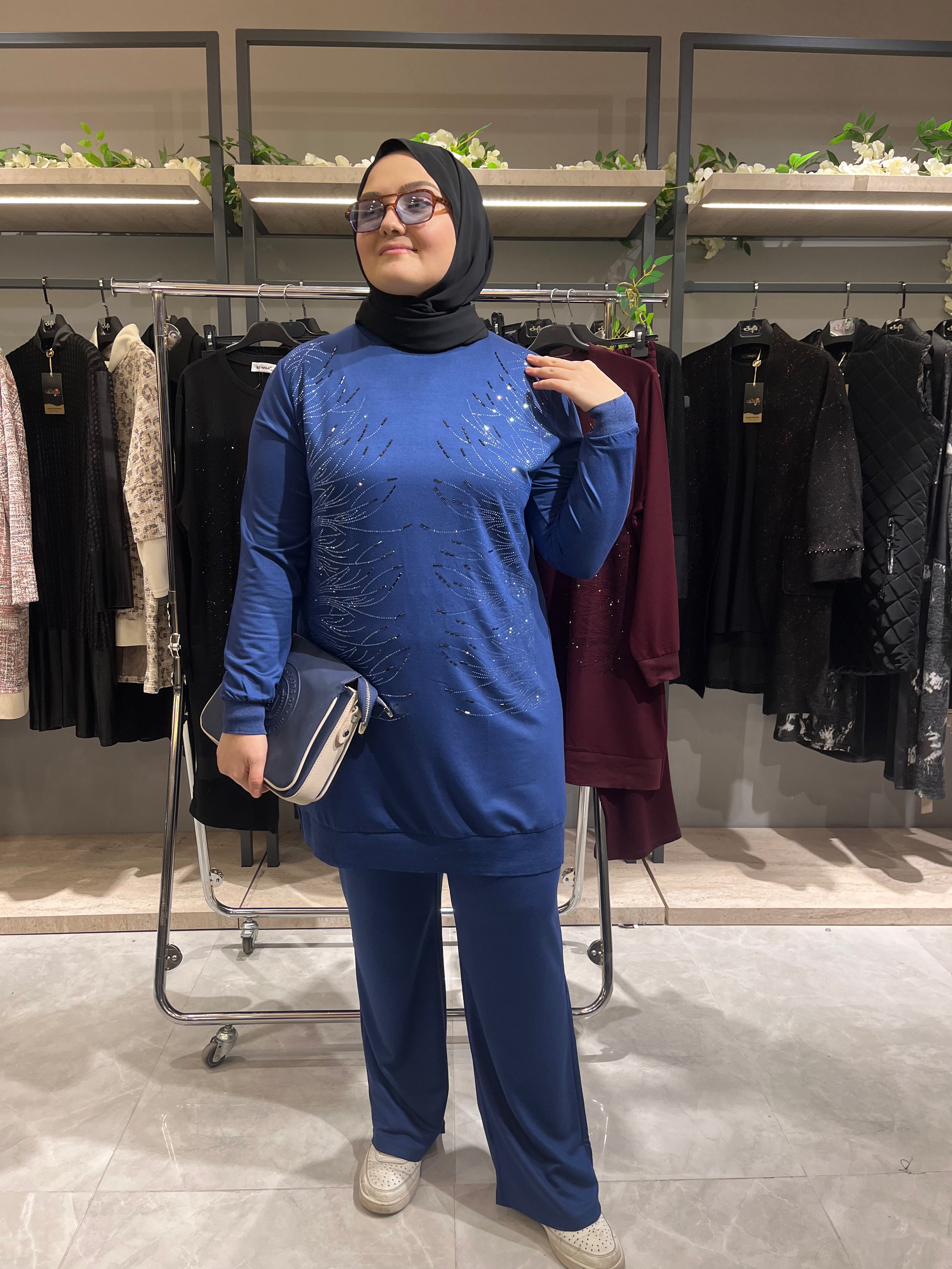 Önü Taş İşlemeli Pantolonlu Takım - 761