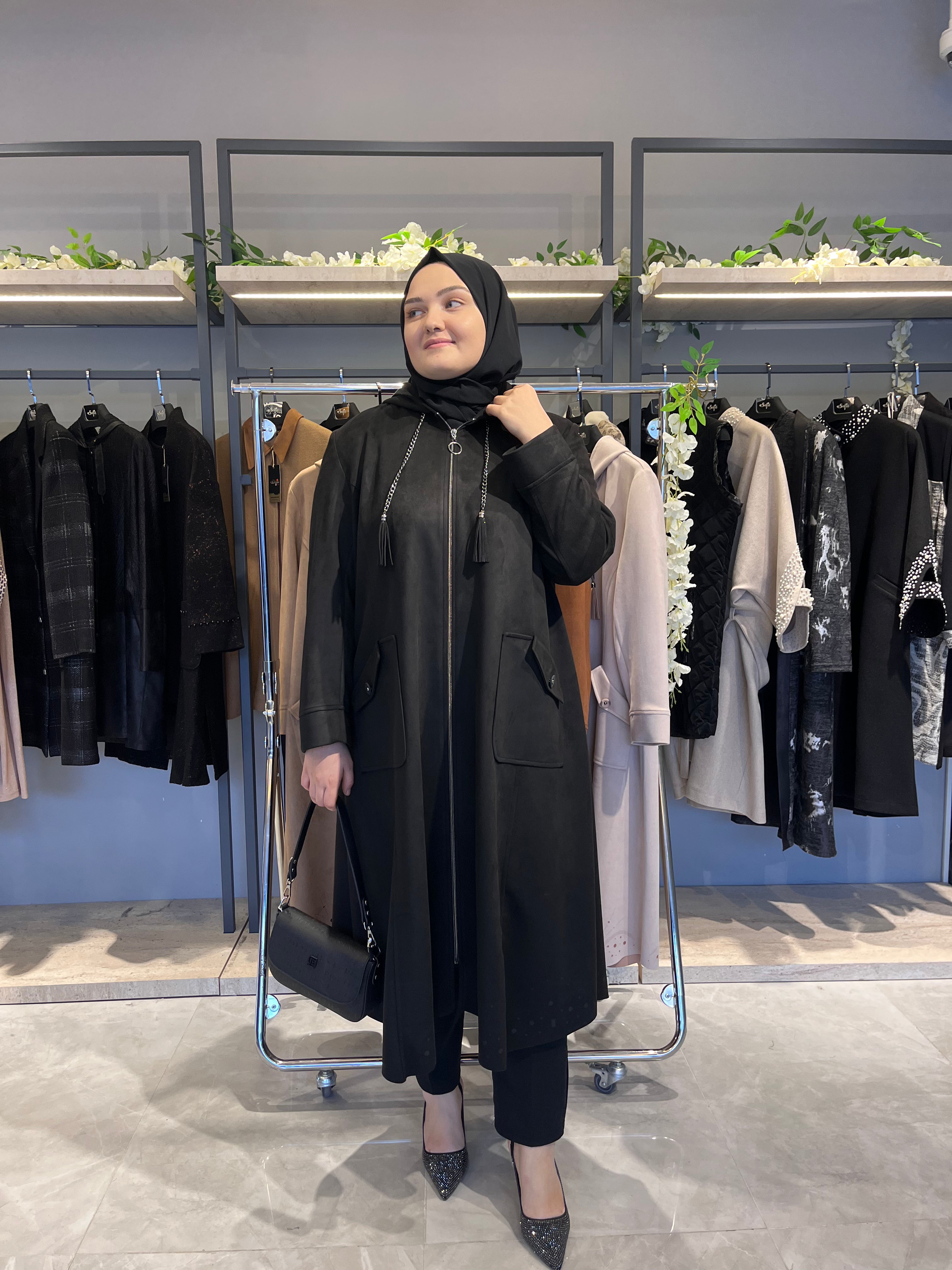 Etek Altı Laser İşlemeli Kapüşonlu Süet Kap  - 26016