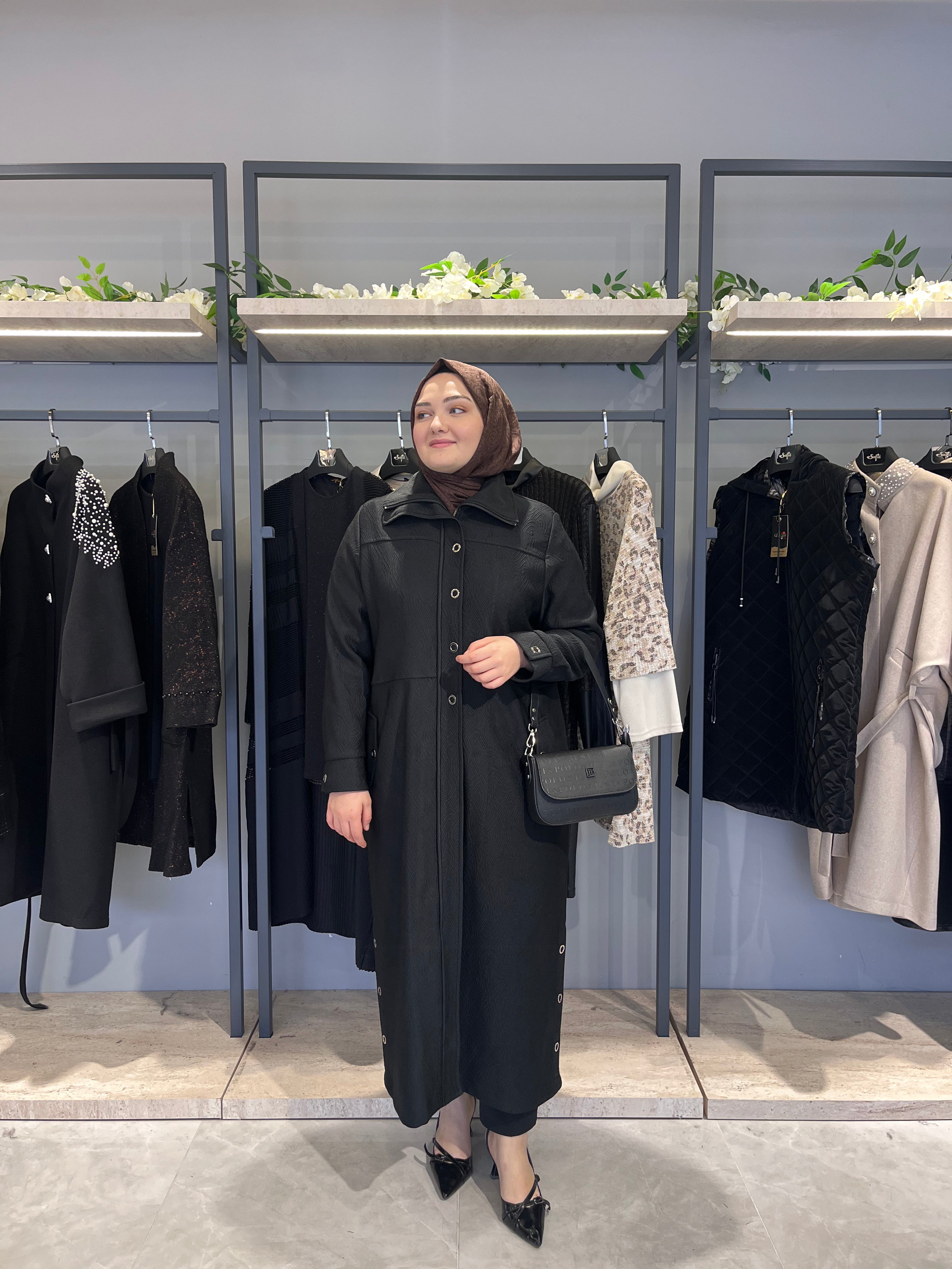 Dik Yaka Fermuarlı Astarsız Örme Kapitone Manto- 26040